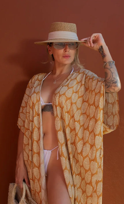 Kimono long imprimé feuilles caramel crème manches larges fente bohème femme plage Lumière Bohème