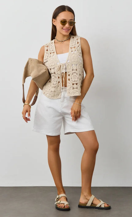 Gilet crochet ajouré floral lacet central beige bohème femme plage festival été Lumière Bohème