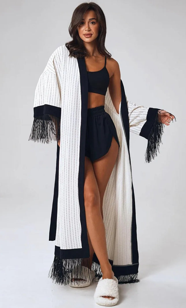 Kimono long texturé franges noires bordures contrastées blanc noir bohème chic femme KOELEX